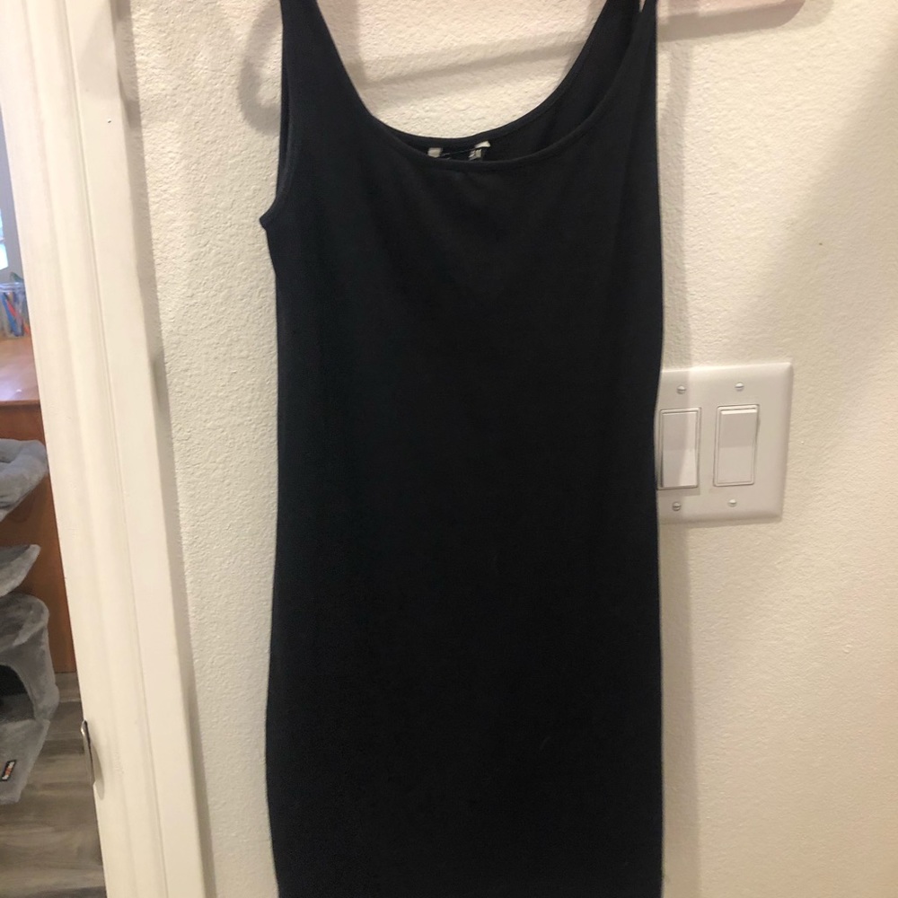 Basic black bodycon dress